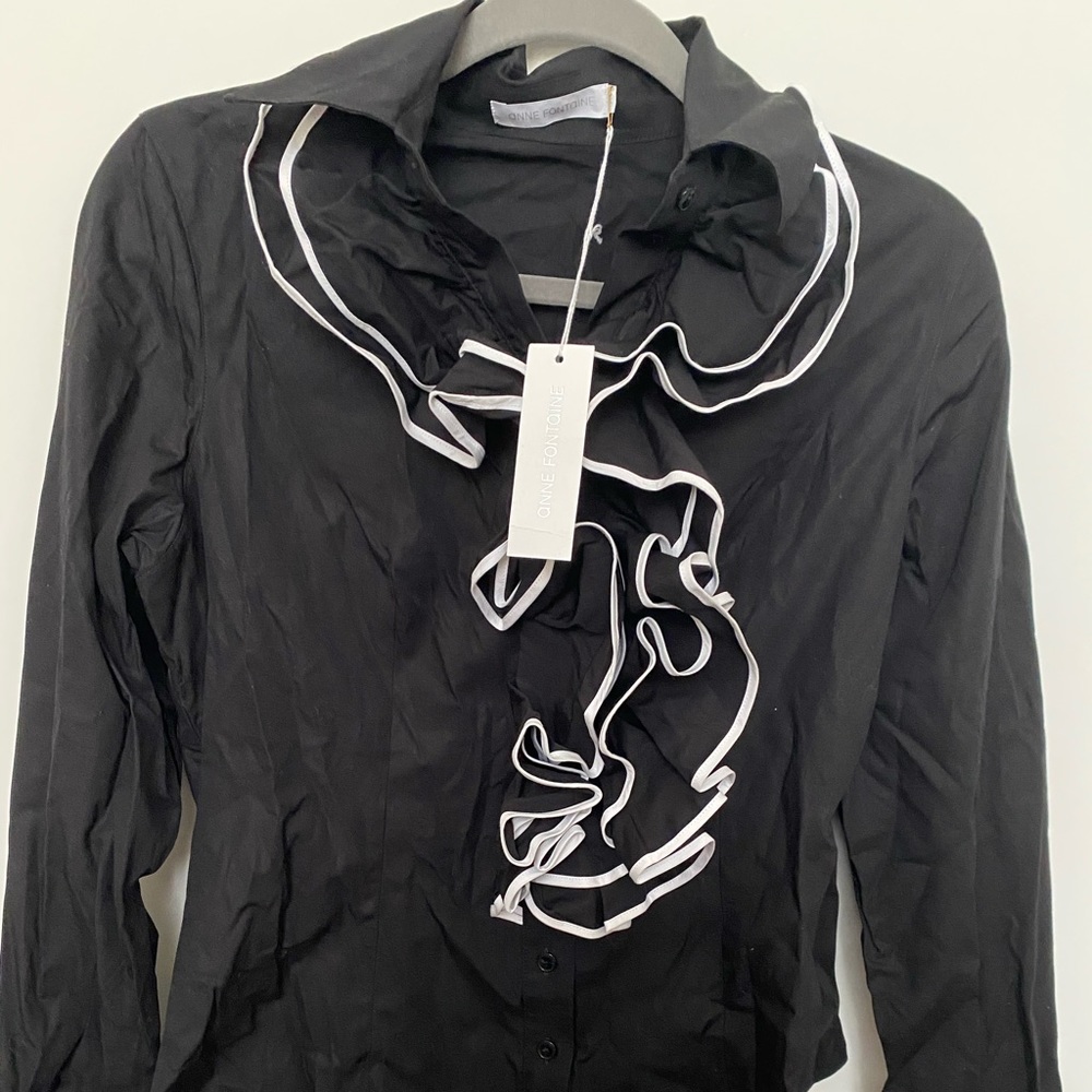 ANNE FONTAINE RUFFLED TOP